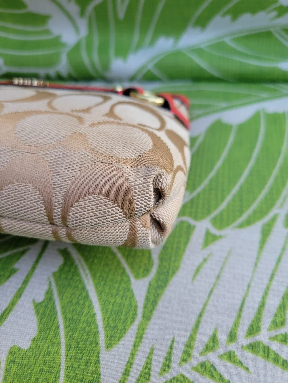 Coach Gallery Signature Medium Canvas Wristlet in Khaki/Presimmons or Tan/Orange